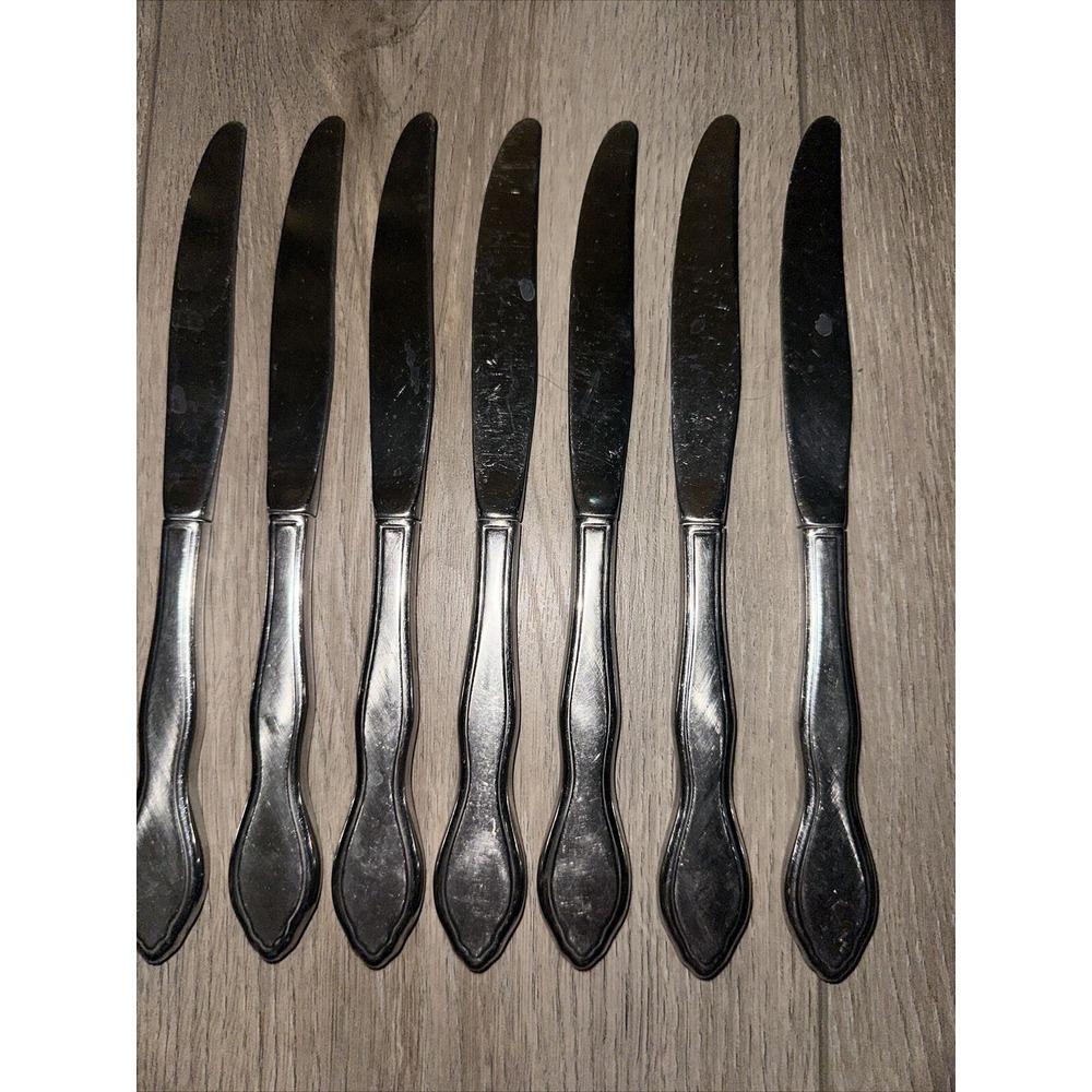 7 PCs Oneida Stainless Flatware Twilight Dinner Knives